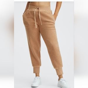 Fabletics Daria Sherpa Teddy Jogger Size XL
